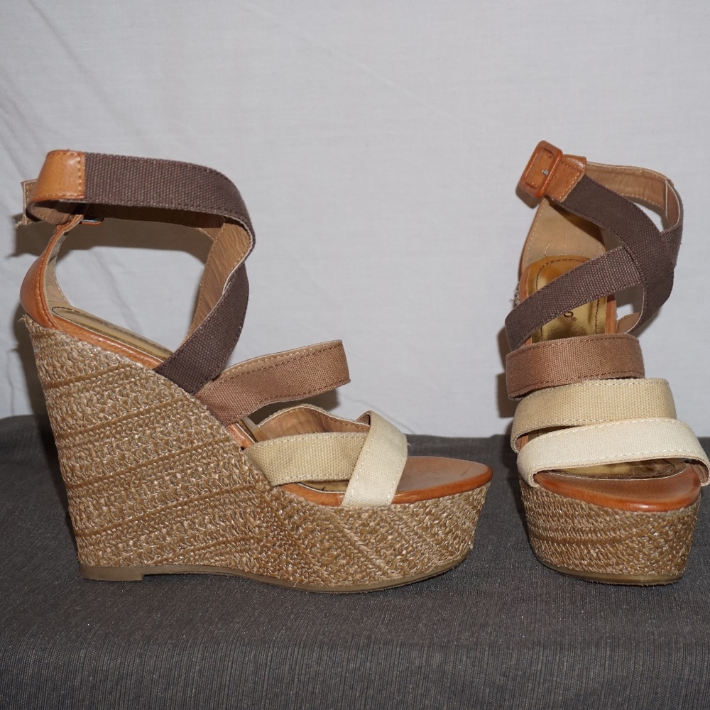 TAN AND WICKER WEDGES