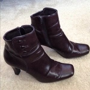 Villager Ladies Boots