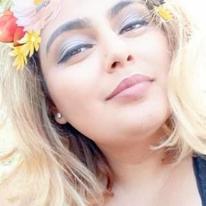 Meet your Posher, Alexandria rose