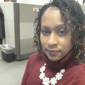 Meet your Posher, Bobbi