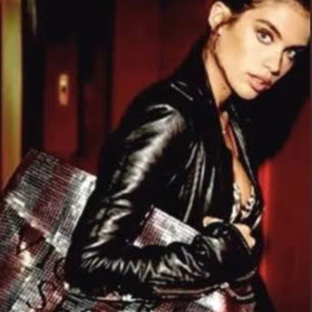 💖VS PINK💖 Pink/Silver 🦄Sequin🦄 Zip Tote!