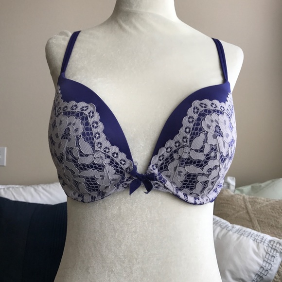 Victoria's Secret Lace bra - Picture 2 of 6