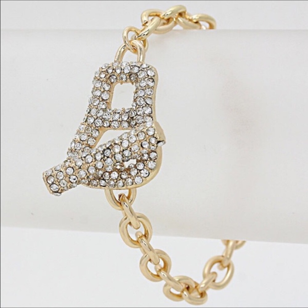 BRACELET Crystal Belt Buckle Chain. Gold Tone