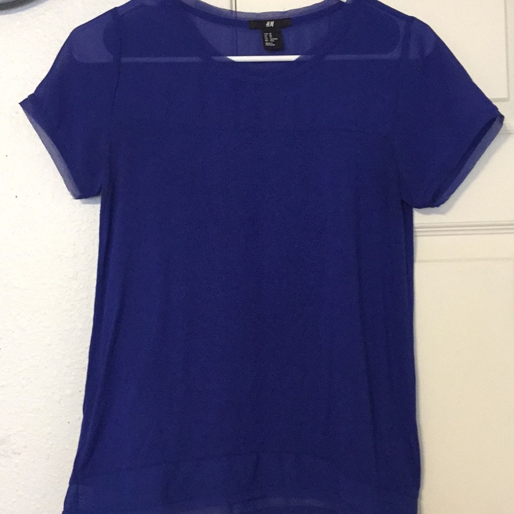 Blue short sleeve.
