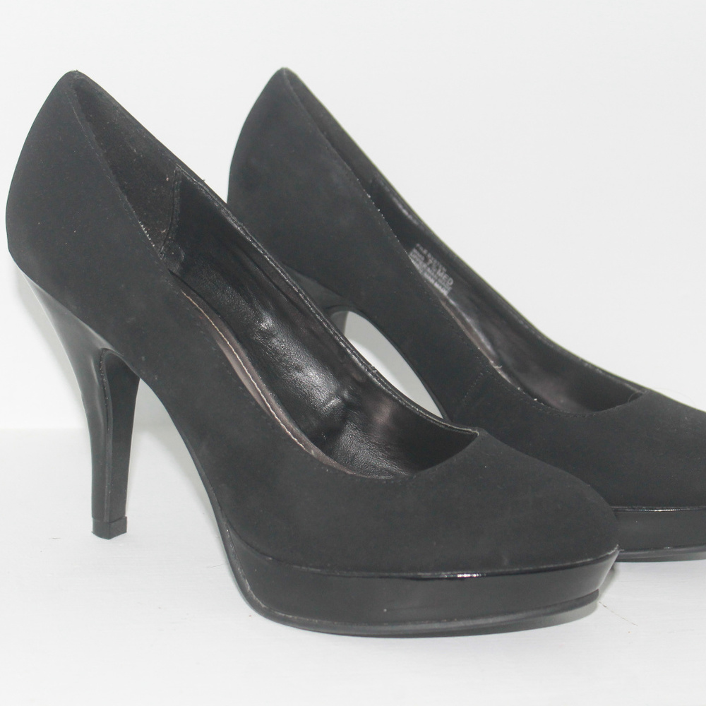 Unlisted by Kenneth Cole, Heels