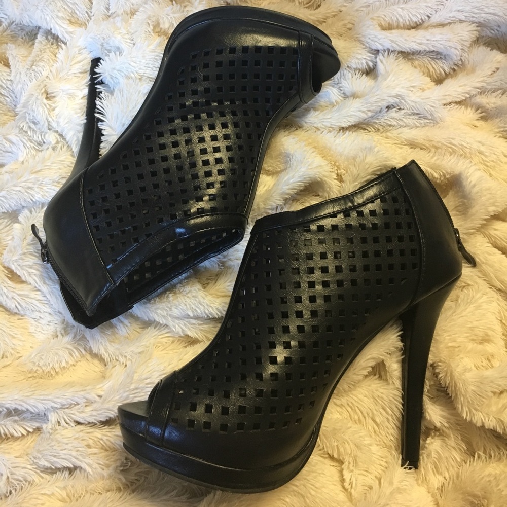 🖤Open-toe Platform Booties❤️ - Picture 7 of 7