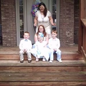 Meet your Posher, Julia