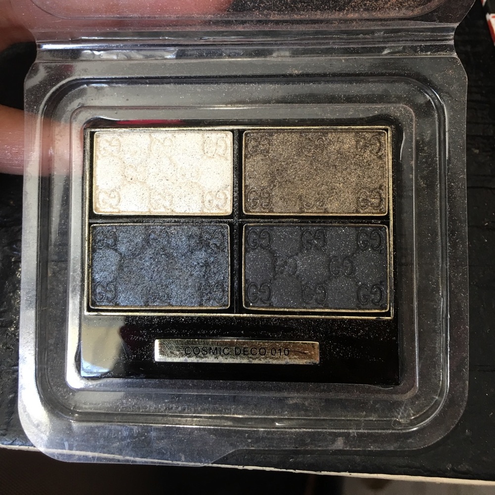 Gucci professional makeup sample eyeshadow palette