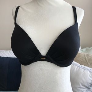 Victoria's Secret plunge bra
