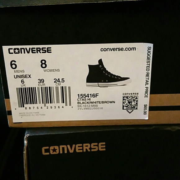 Converse Chuck Taylor size 8 - Picture 3 of 7