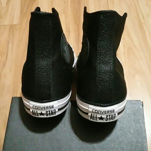 Converse Chuck Taylor size 8 - Picture 6 of 7