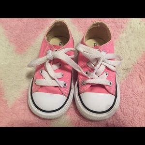 Size 5 Converse Brand Toddler Shoes