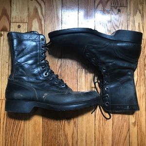 Men's vintage black leather combat boots 9