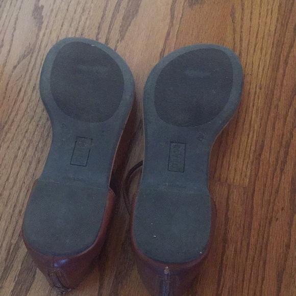 Cute Brown Sandals - Picture 3 of 3