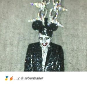 Meet your Posher, Devon