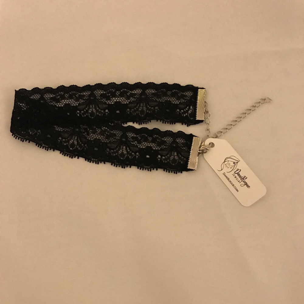 Black Lace Choker