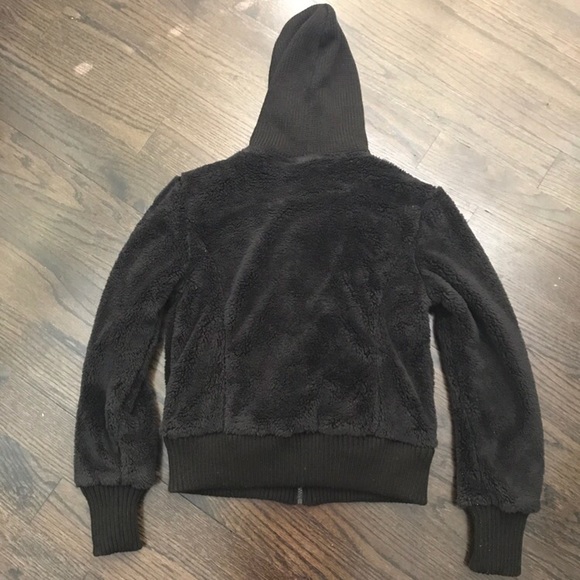 NWT New York & Co Black Faux Fur Hooded Pom Jacket - Picture 6 of 8