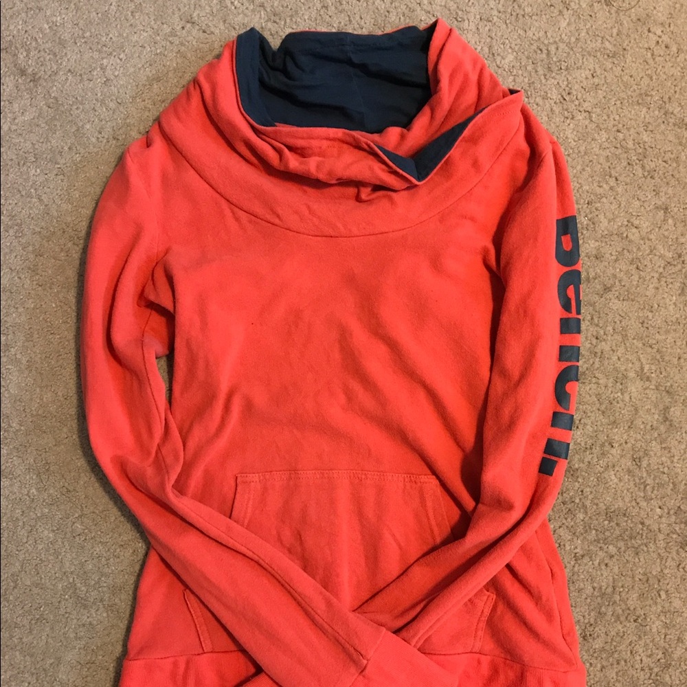 Bench long sleeved funnel neck shirt