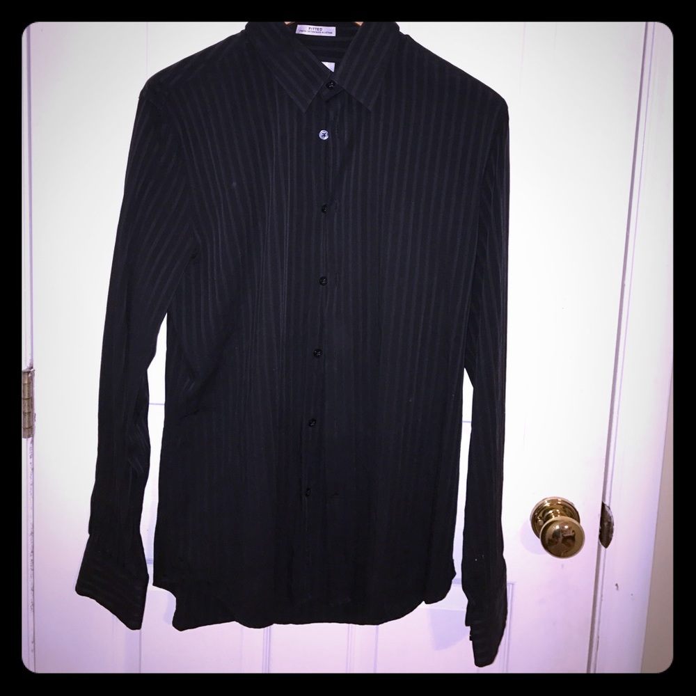 Men's express max long sleeve size medium