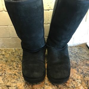 Ugg boots size 8
