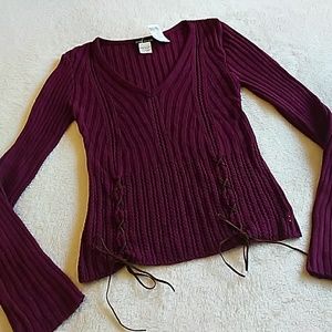 Maroon delicate knit sweater