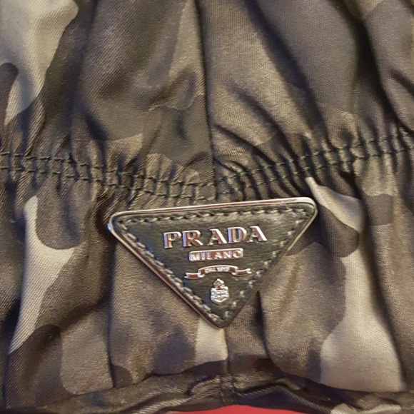 Prada Designer Bag  Price is firm - Picture 3 of 6