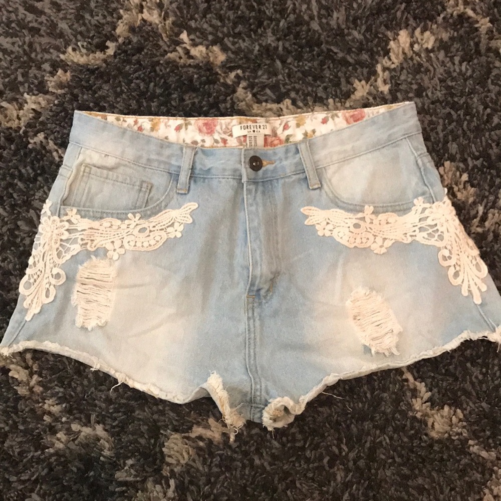 Lace detail Jean denim shorts forever 21