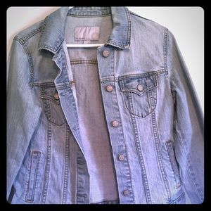 🎁 SALE 🎁Old Navy denim jacket