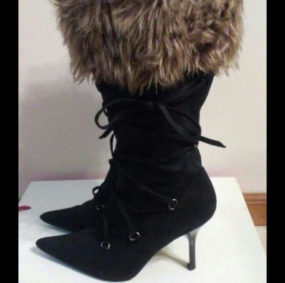 Boots - Picture 1 of 3