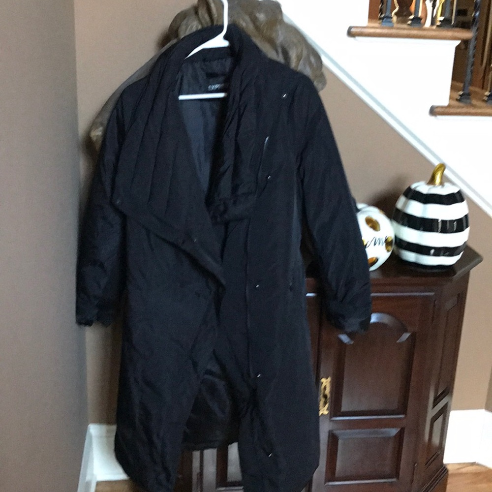 Long puffer blk, by EXPRESS SIZE M