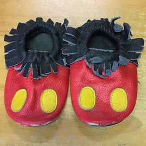 Mickey Mouse Mocassins 12-18 months