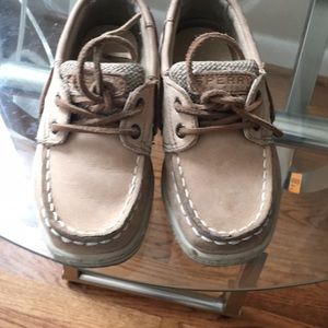 Toddler sperrys