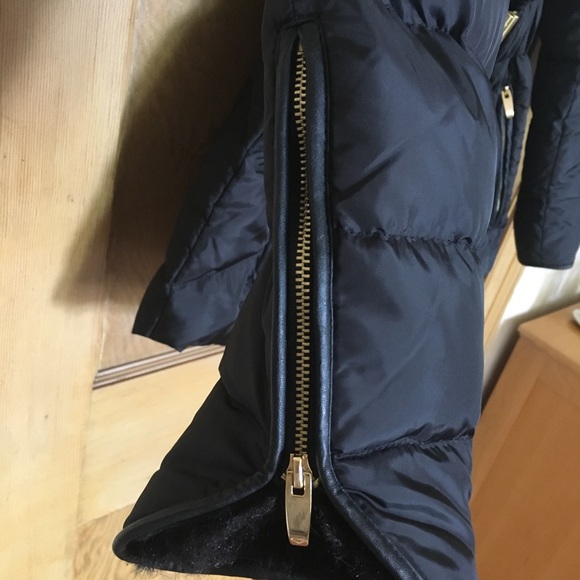 LVia Spiga down jacket with belt - Picture 5 of 6