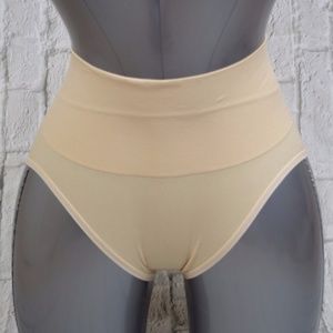 Seamless Shaping Brief Underwear Shapewear New