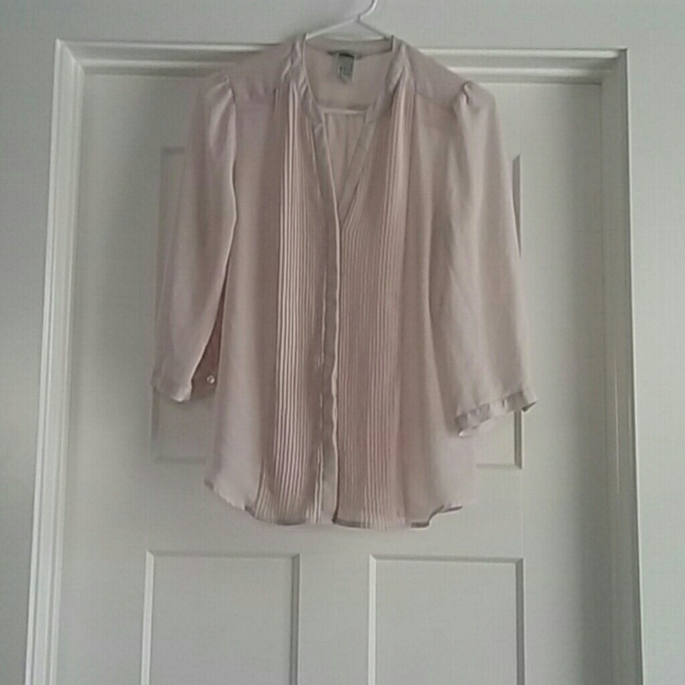 Pink H&M shirt