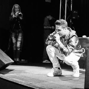 Meet your Posher, Chase