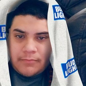 Meet your Posher, Jose