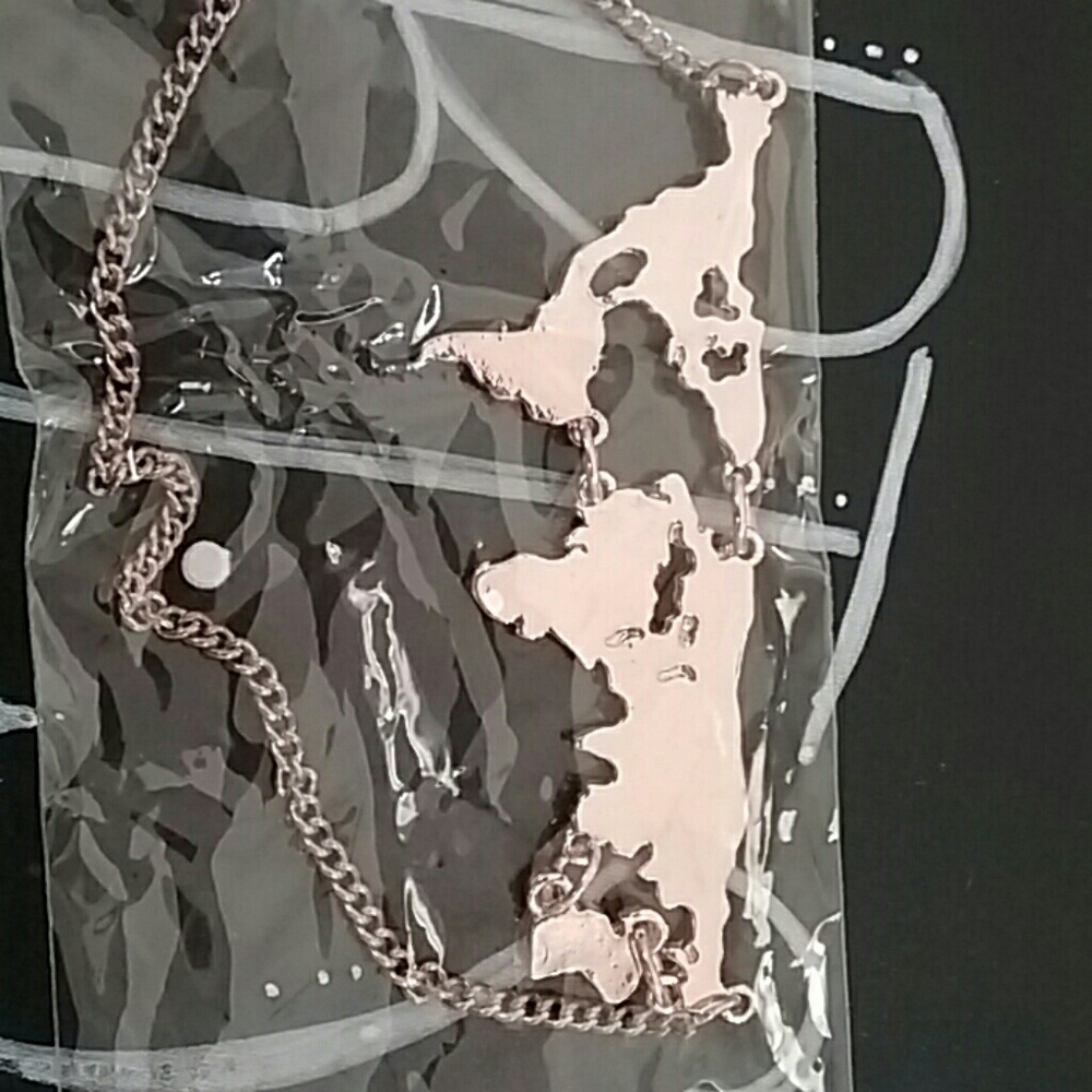World necklace - Picture 2 of 2