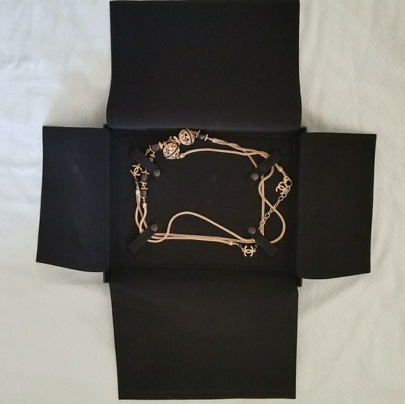 SOLD Chanel Logo Necklace - Picture 4 of 8