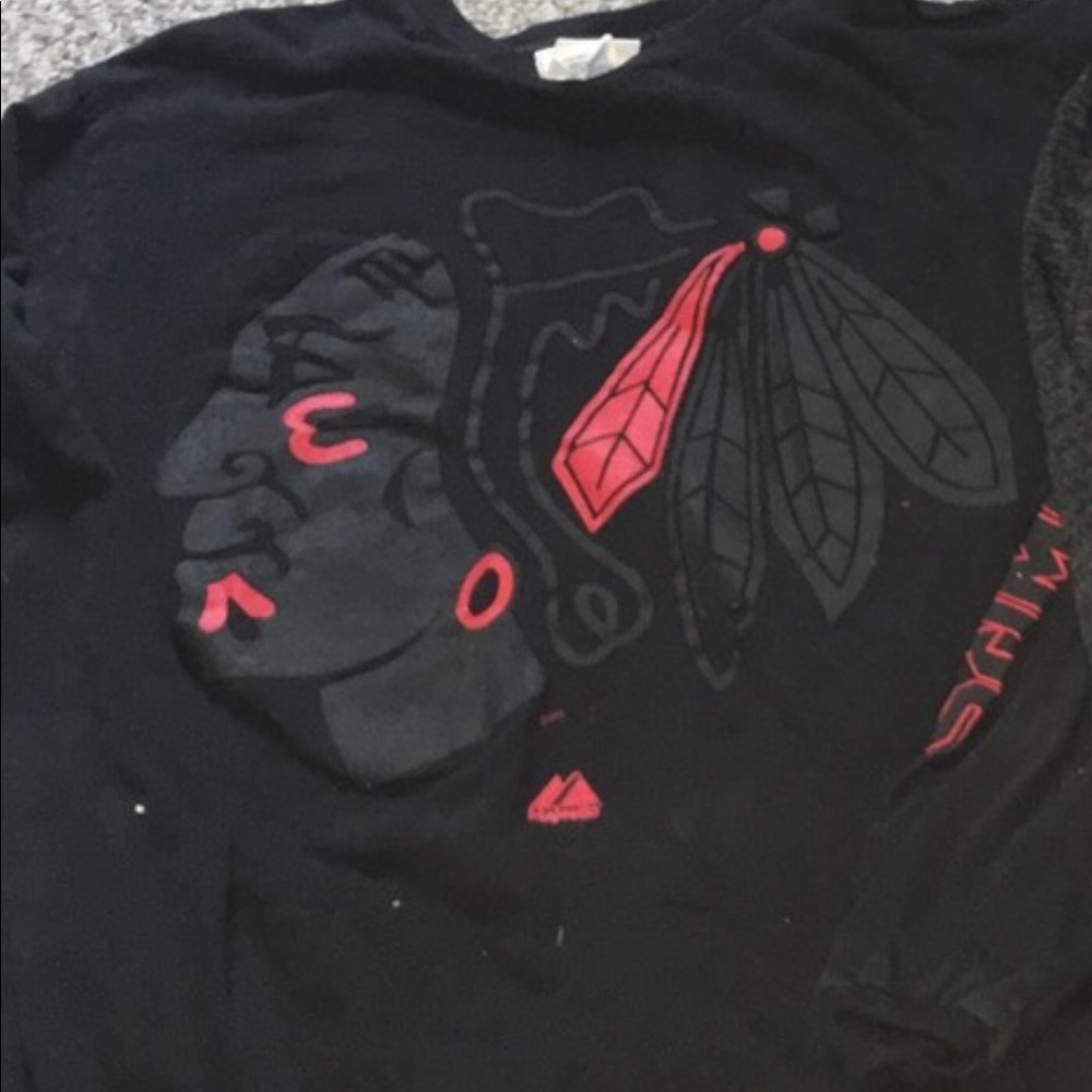 Long sleeved blackhawks shirt