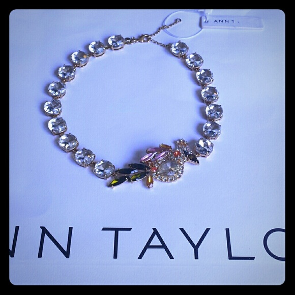 Ann Taylor Bird of Paradise Crystal Necklace - Picture 4 of 6