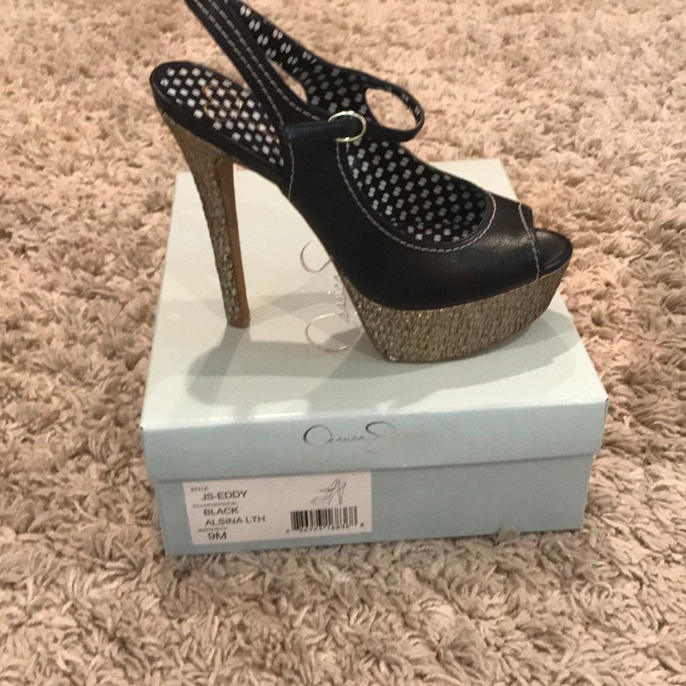 Platform Pumps - Picture 3 of 3