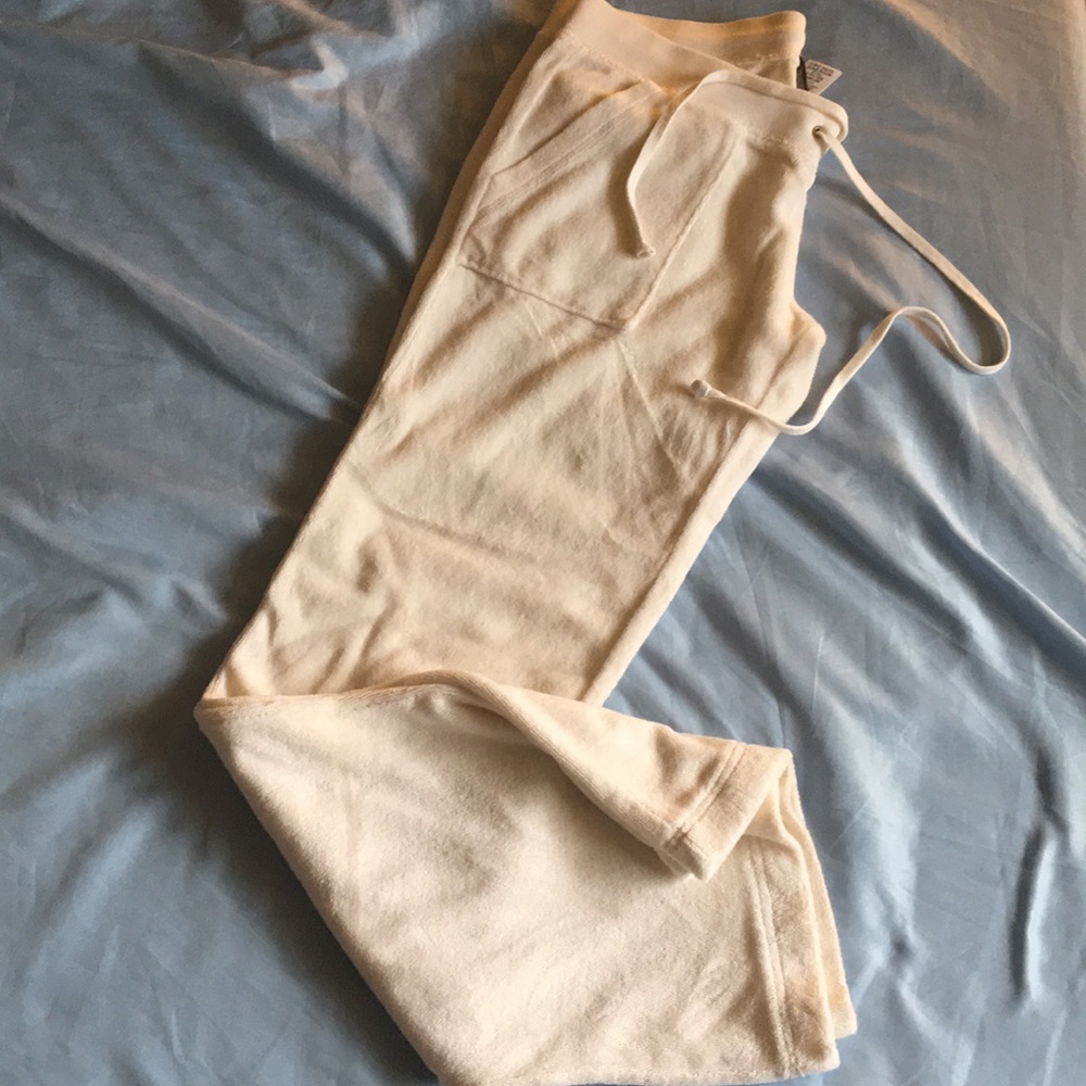 SOLD Juicy Couture white sweatpants