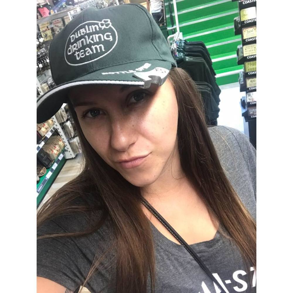 Meet your Posher, Dakota