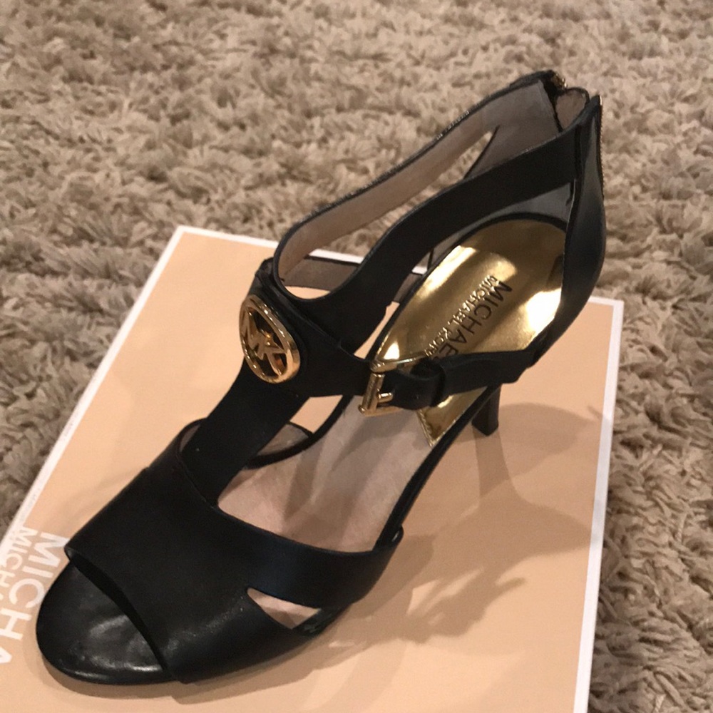 Michael Kors Opened Toe Shoes