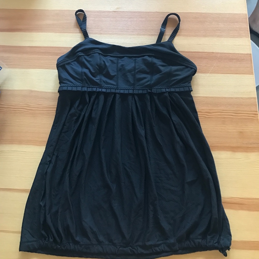 Lululemon Workout Tank w/ Pull Tie