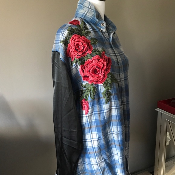 NWT LF Rose Appliqué Flannel - Picture 4 of 5