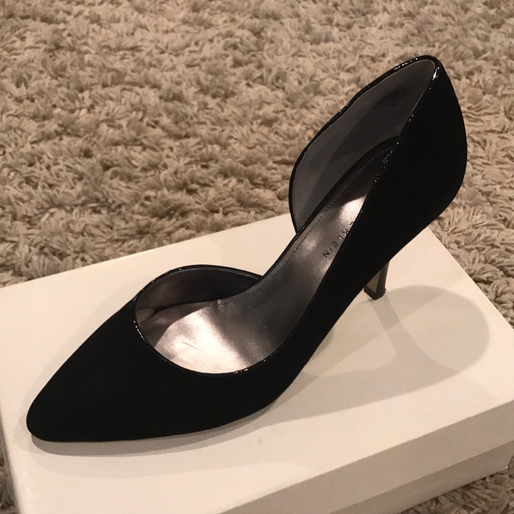 Black Suede Pumps