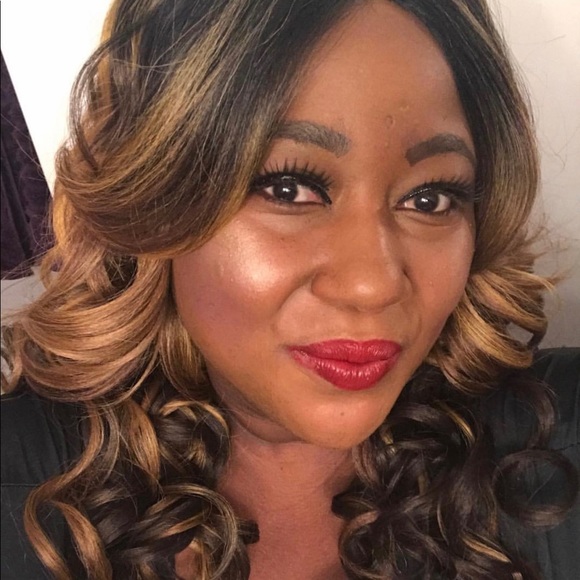 Meet your Posher, Michelle - Picture 3 of 7