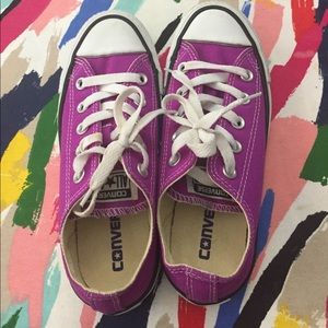 Pink Converse All Star